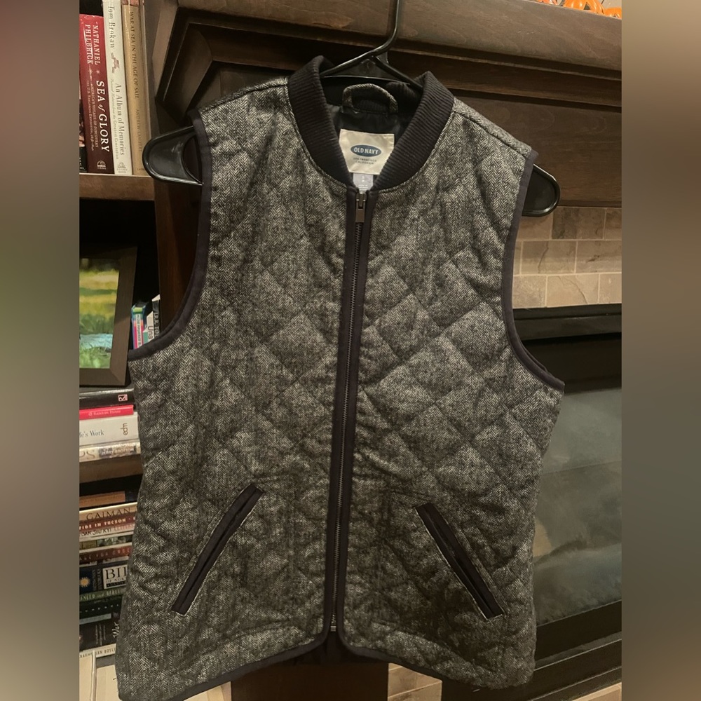 Old Navy black and grey vest